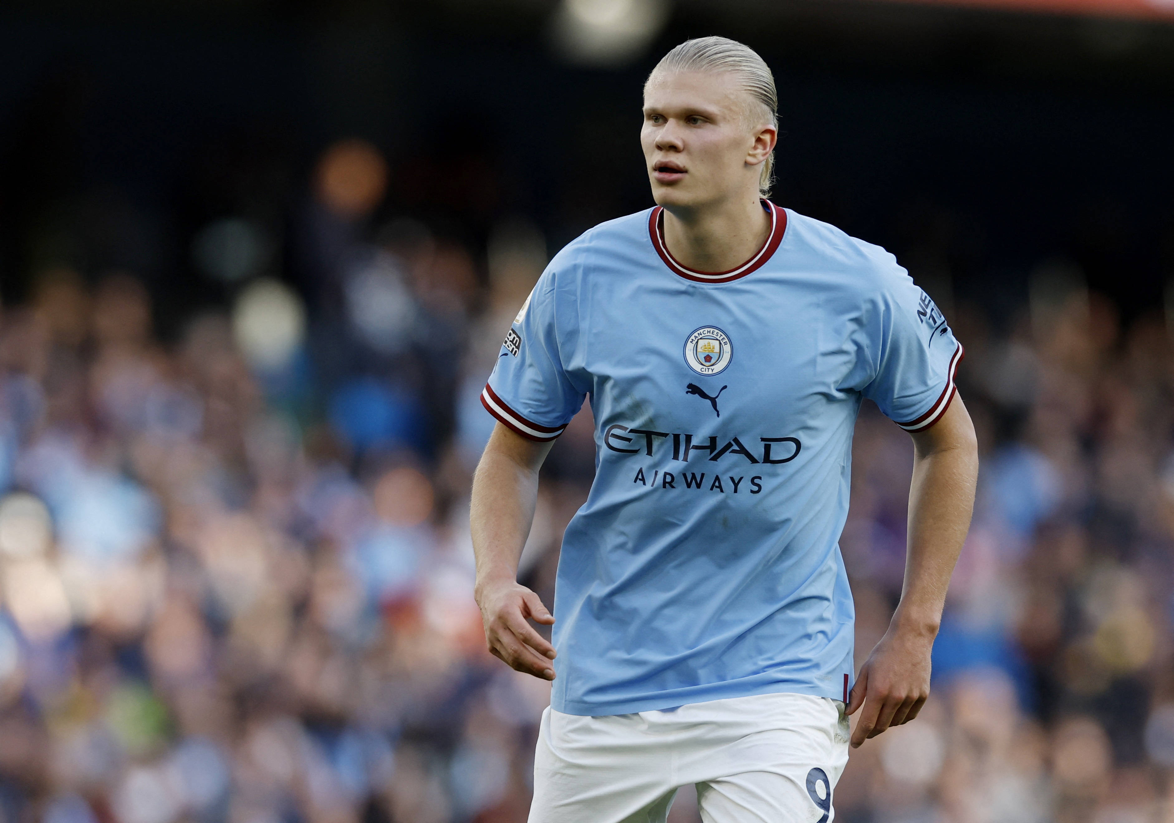 哈兰德斩获英超100球：足球把我带到了从未想象的地方（哈兰德英超百球达成：足球带我抵达未曾设想的高度）